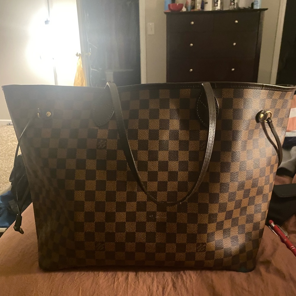 LV NeverFull Bag